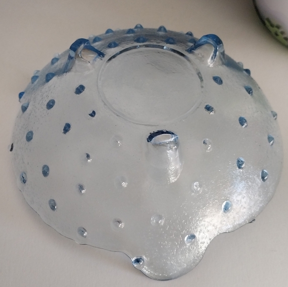 💥💥Vintage Clear Blue 3 Footed Hobnail Open Candy Dish 8” X Apprx 3” Tall - Picture 8 of 8